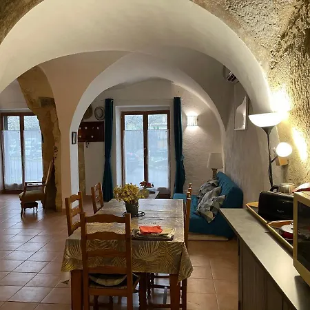 Luberon Maison De Village Entiere 2 A 6 Personnes Cabrieres-d'Aigues Exterior photo