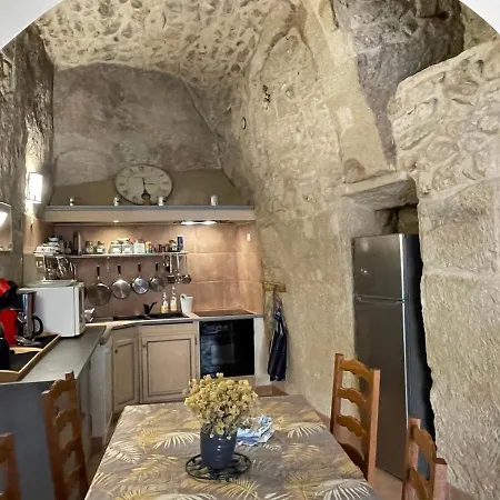Luberon Maison De Village Entiere 2 A 6 Personnes Cabrieres-d'Aigues Exterior photo