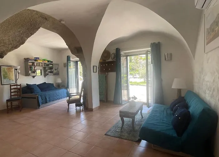 Luberon Maison De Village Entiere 2 A 6 Personnes
